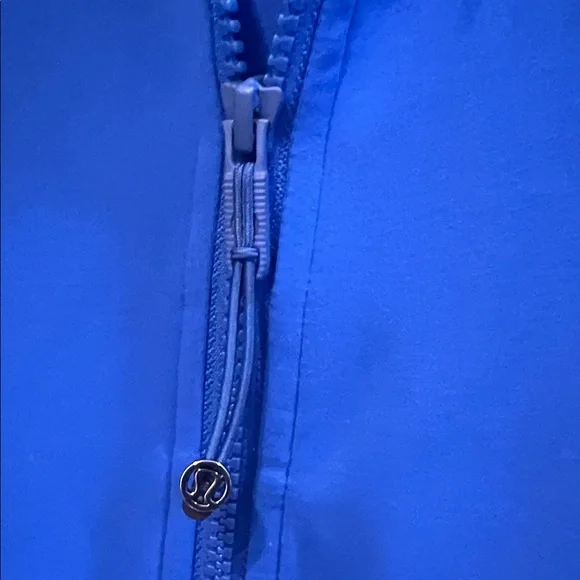Lululemon Define Jacket
Nulu Royal Blue  Size 10 - Picture 4 of 4